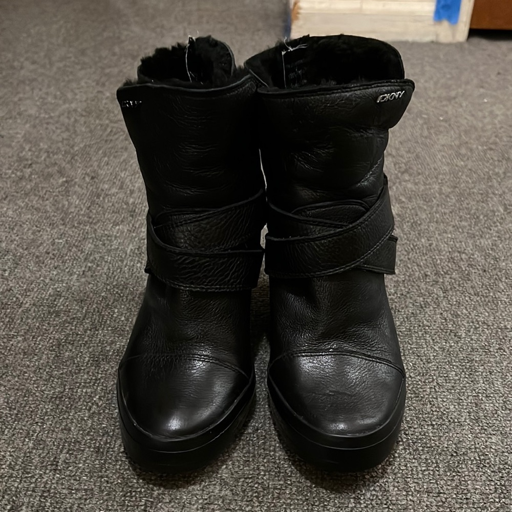 8.5 D.K.N.Y Shearling lined leather wedge boot with belt accents